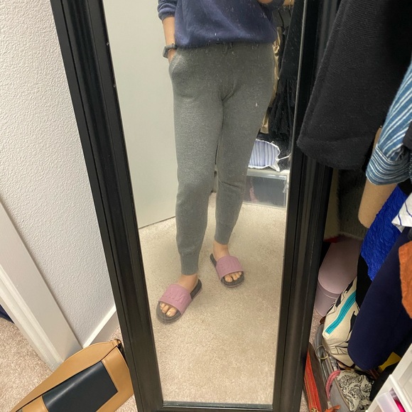 SOLD theory Jogger In Merino Wool Jersey - Picture 6 of 8